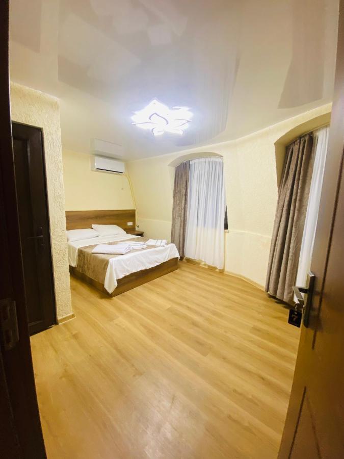 Hotel Sunrise คูทายสิ ภายนอก รูปภาพ
